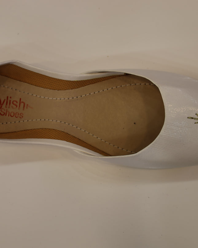 White hard Leather Khussa Embroider