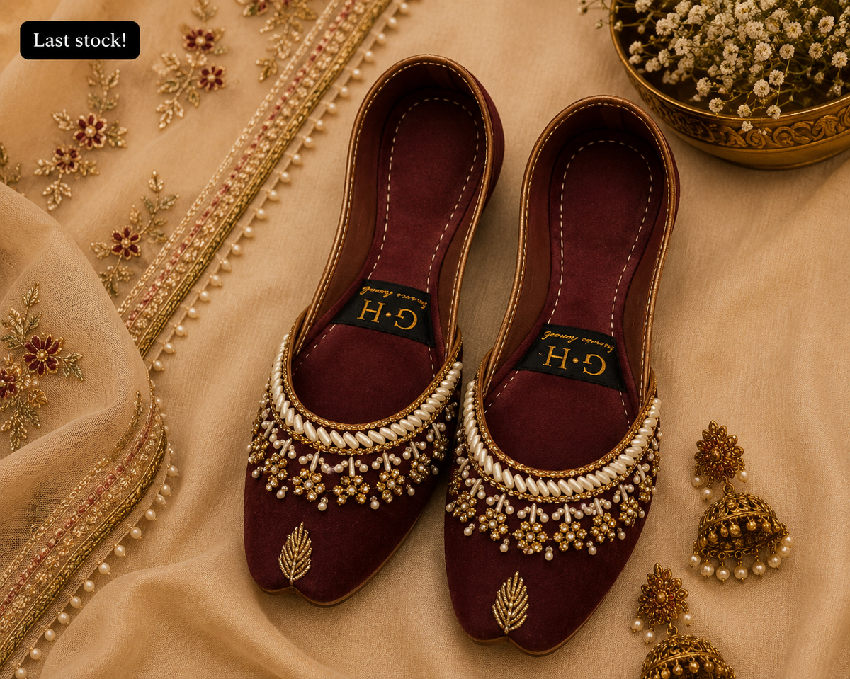 Maroon Khussa