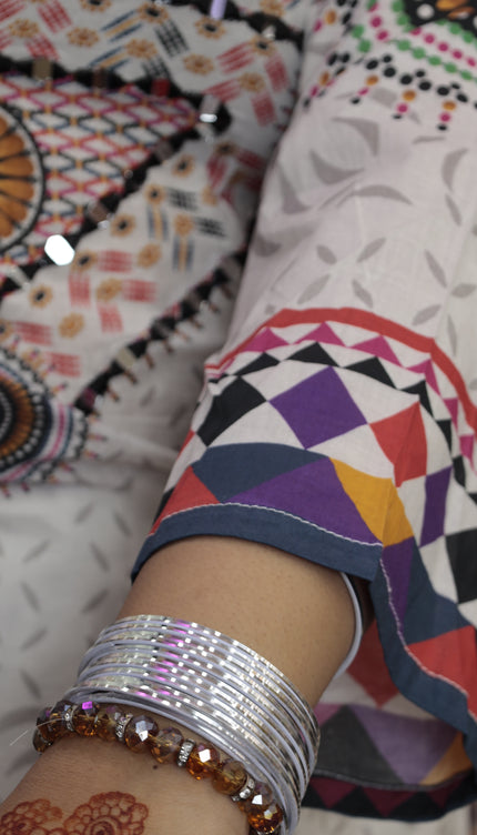 Loan Kurti
