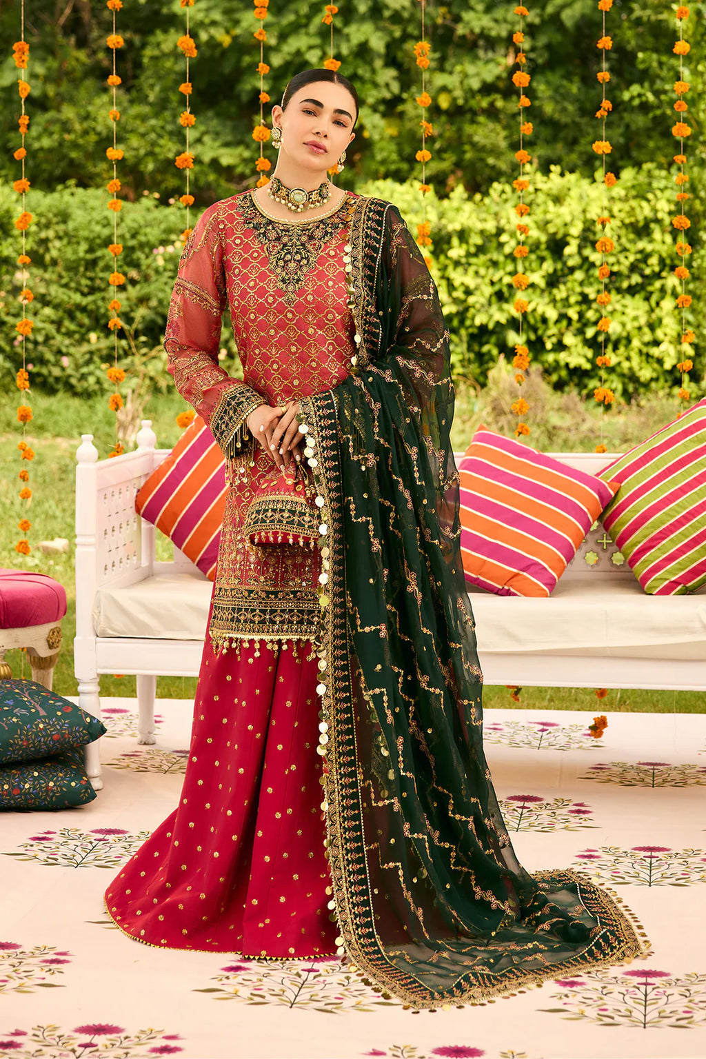 GHOOMAR
