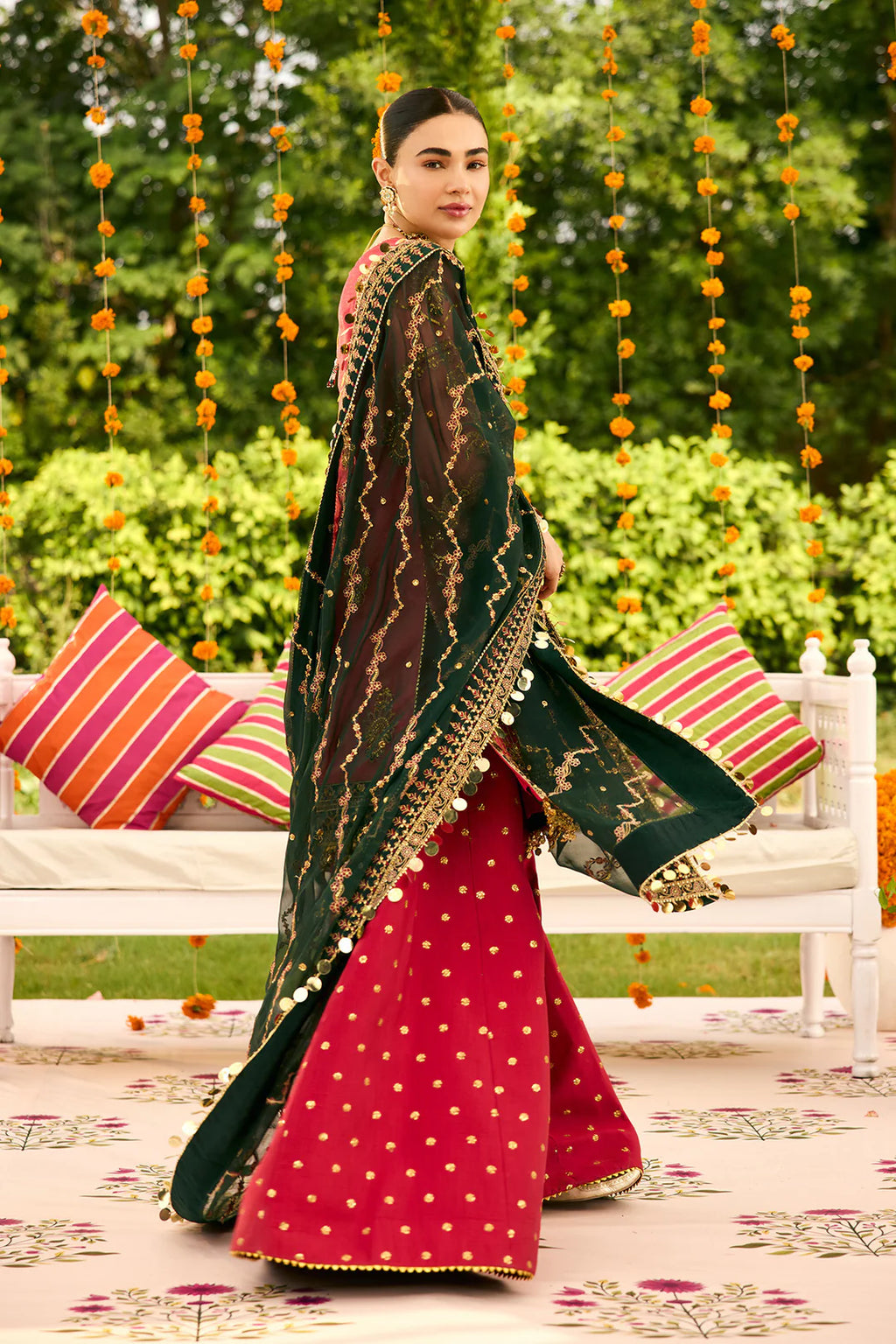 GHOOMAR
