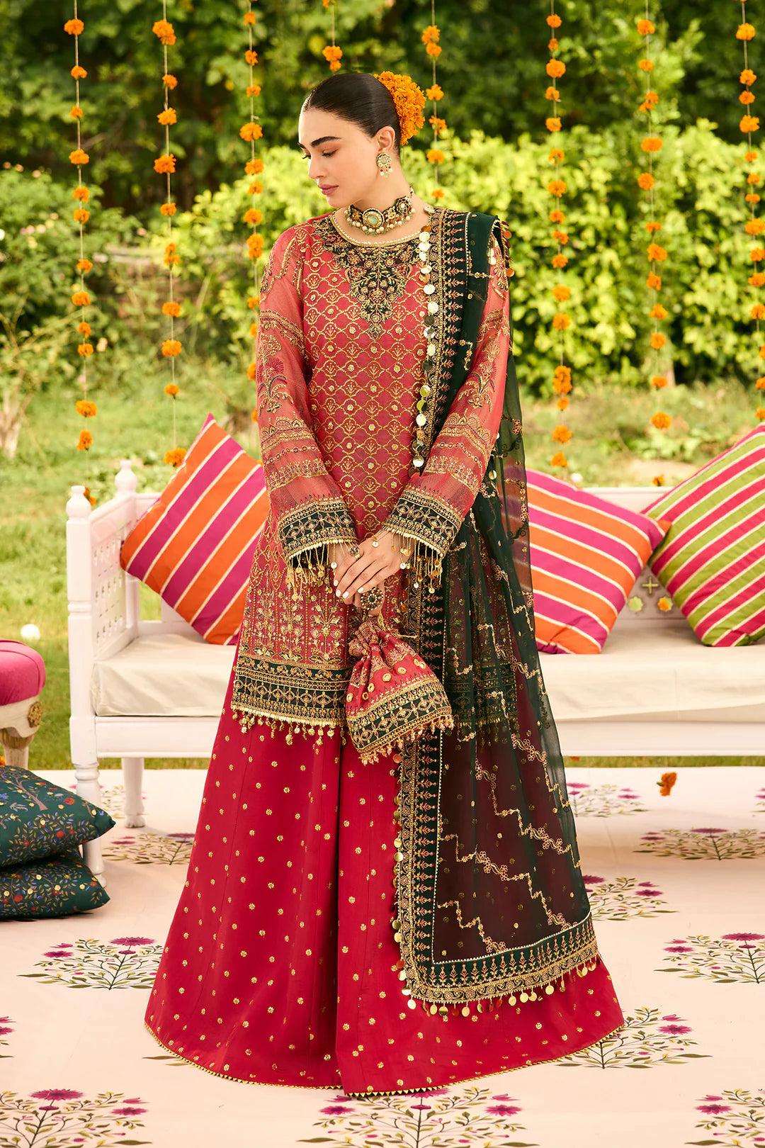 GHOOMAR