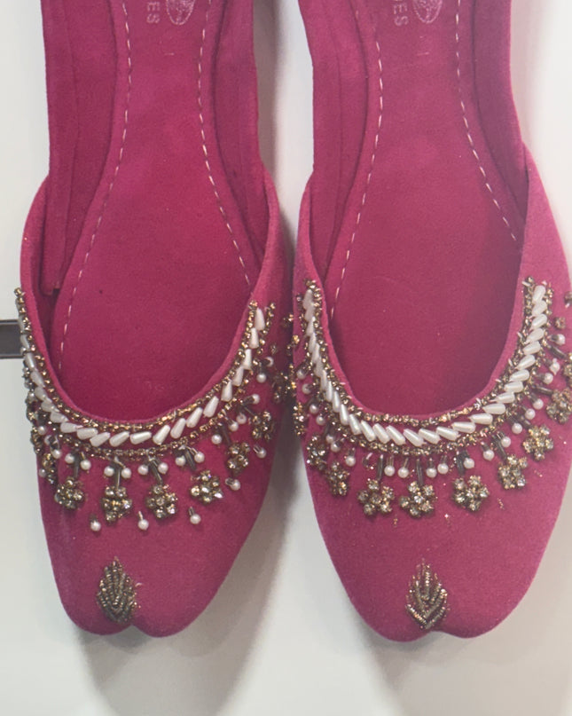 Hot pink Khussa