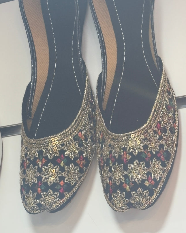 Black Designed Khussa