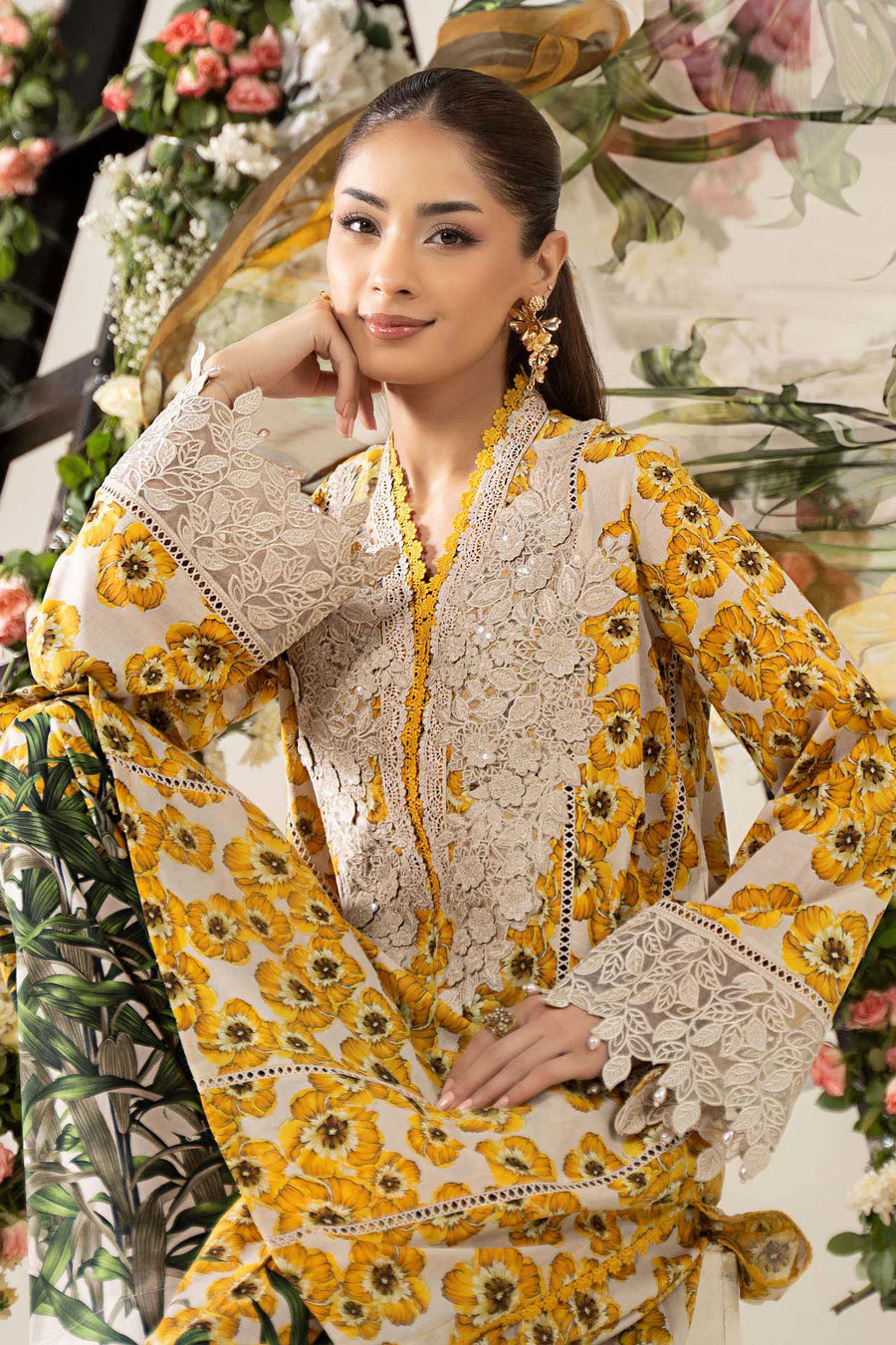 3 Piece Stitched Embroidered Lawn Suit | MPT-2606-A
