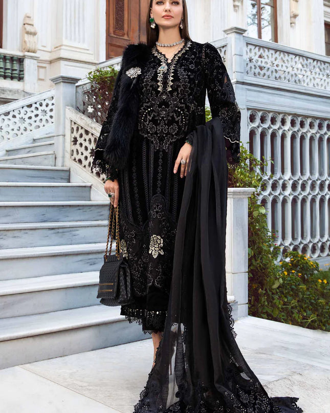 Stitched Linen | Black & Gold DL-1111