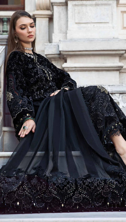 Stitched Linen | Black & Gold DL-1111