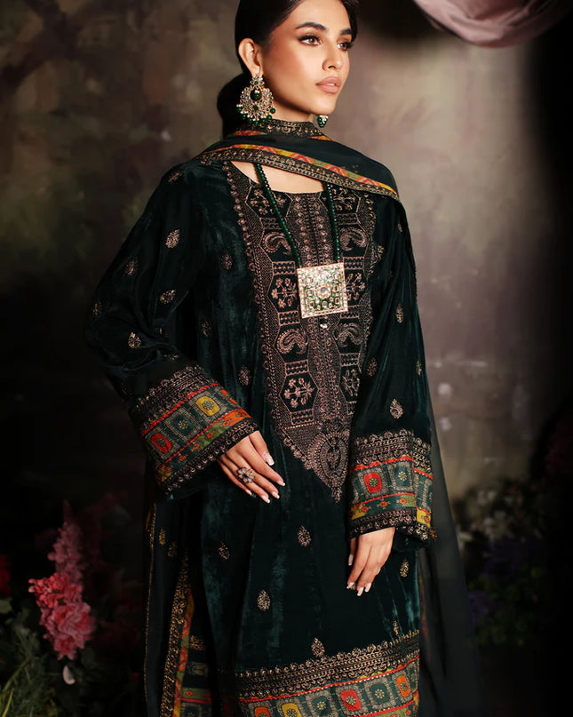 3 Pc Stitched Embroidered Velvet With Embroidered Chiffon Dupatta