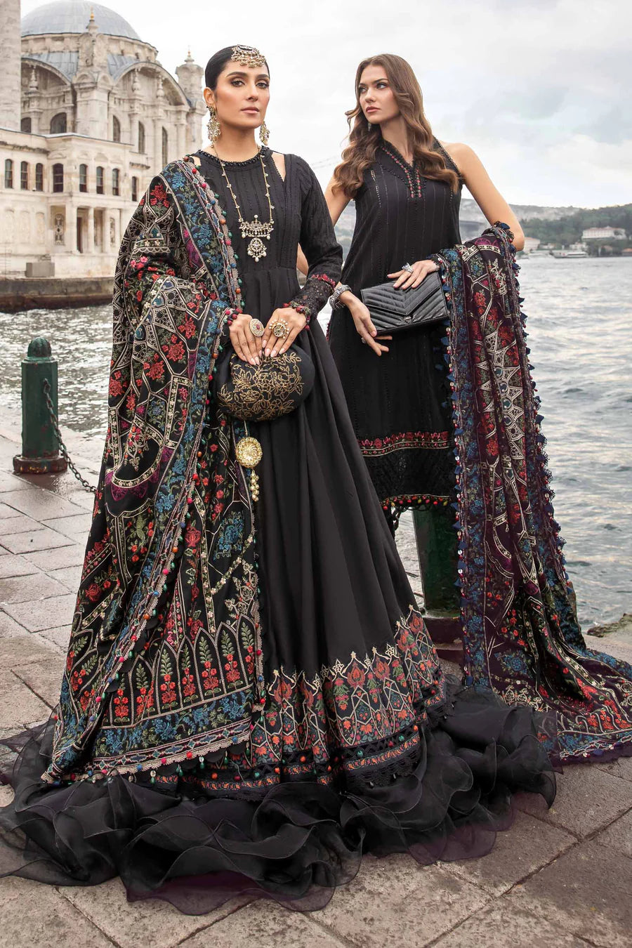 Stitched Linen | Black DL-1101