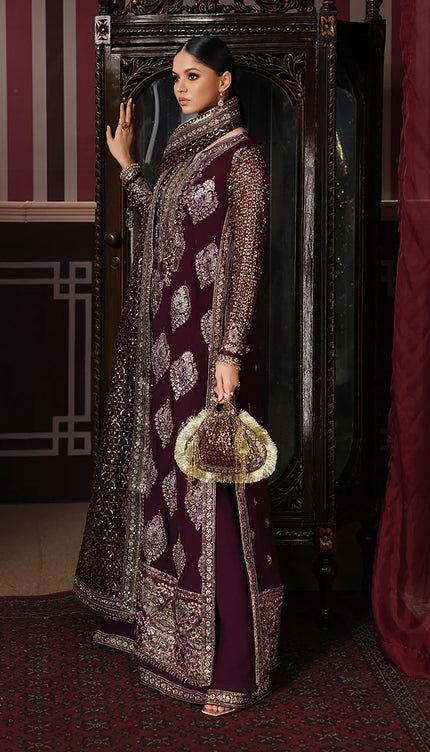 Regal Charm