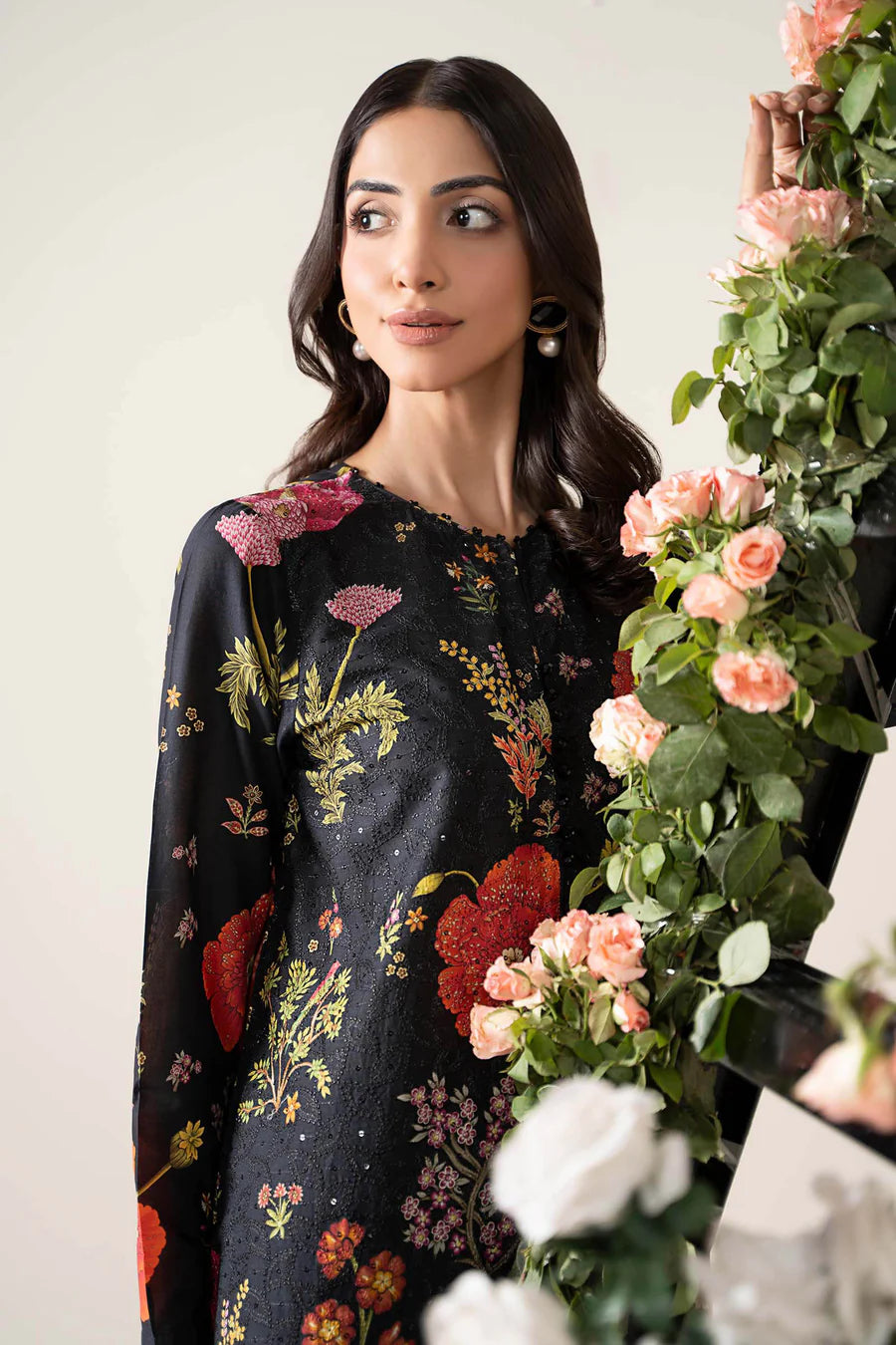 3 Piece Stitched Embroidered Lawn Suit | MPT-2607-B