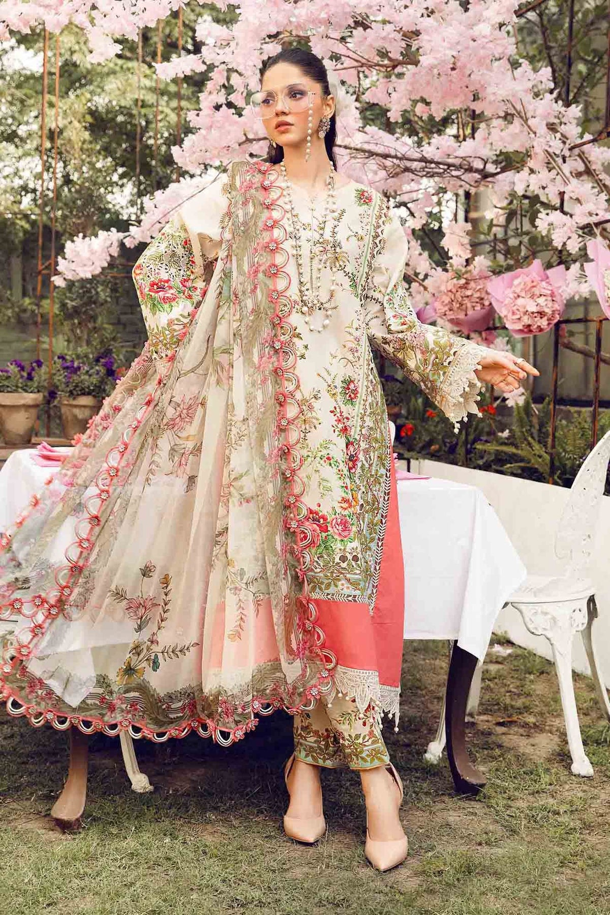 3 Piece Stitched Embroidered Lawn Suit | MPT-2605-A