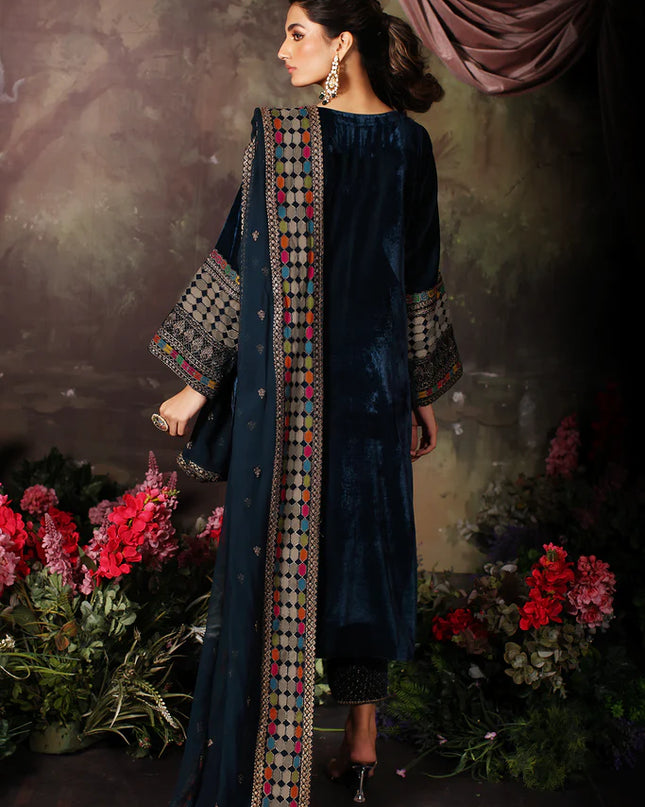 3 Pc stitched Embroidered Velvet With Embroidered Chiffon Dupatta CVT3-05